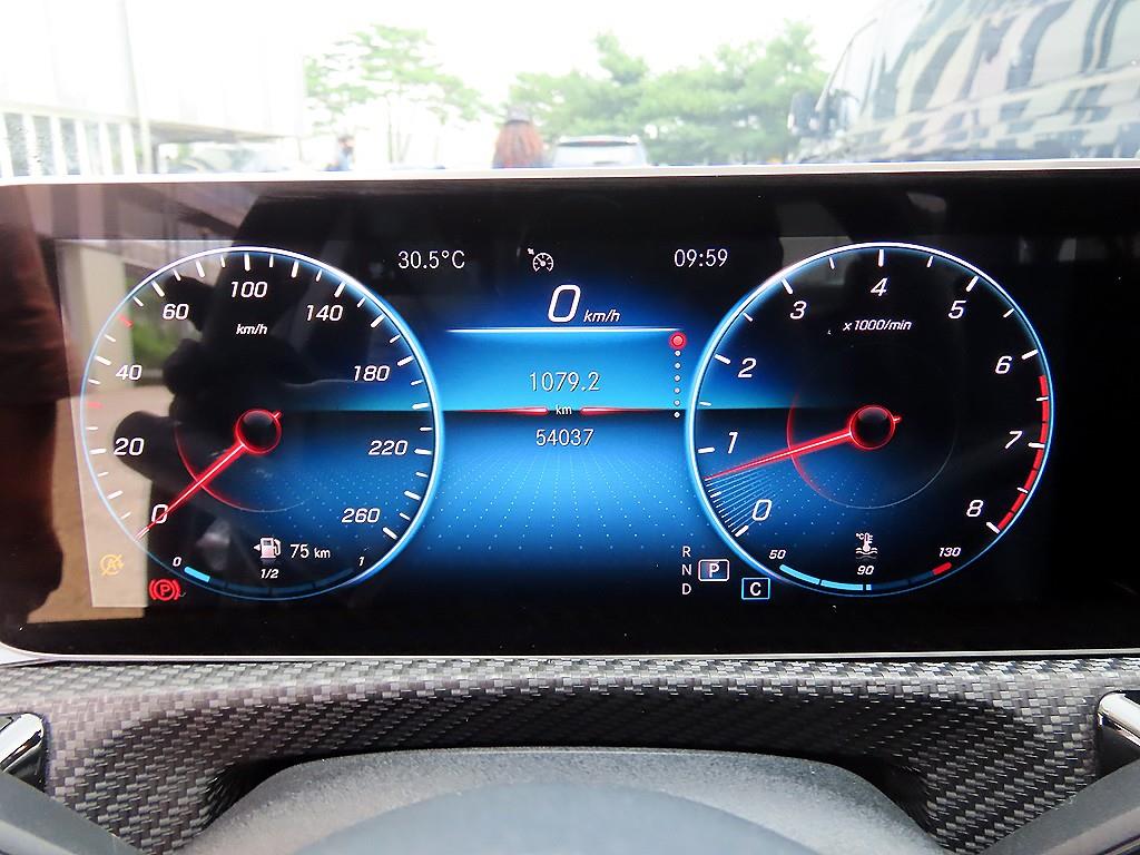 Mercedes-Benz A-Class — photo 09