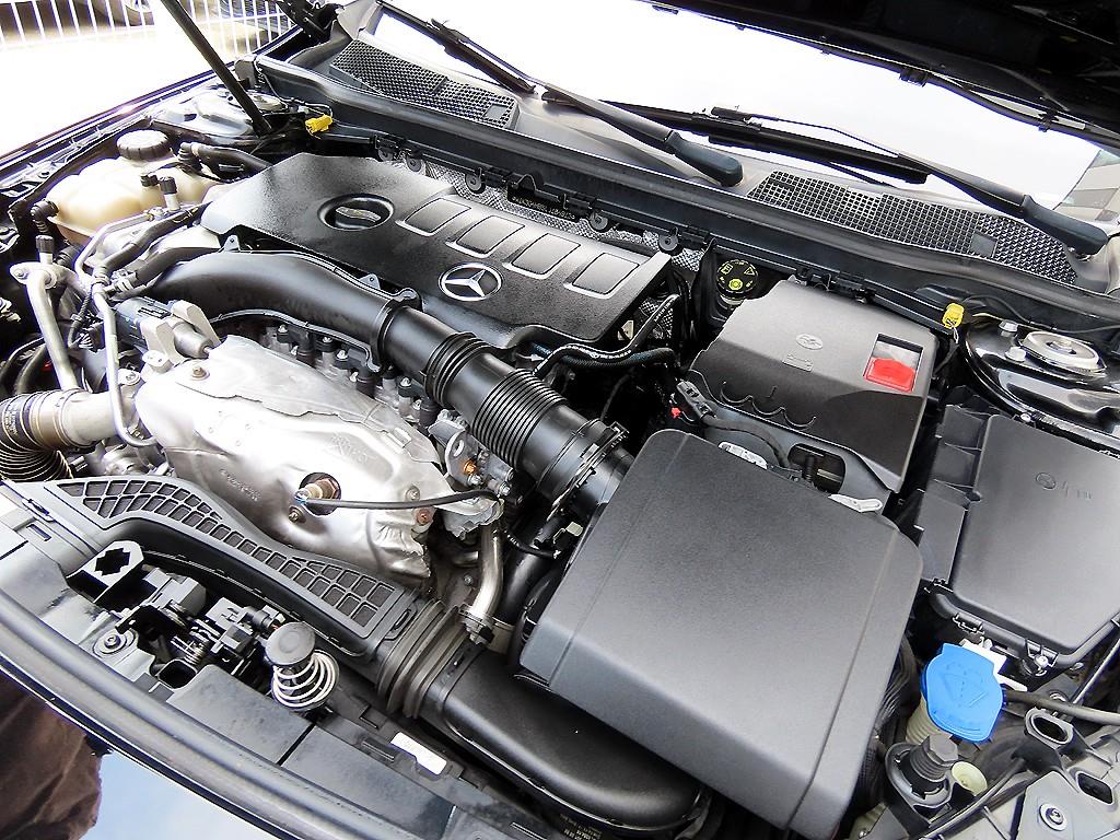 Mercedes-Benz A-Class — photo 17