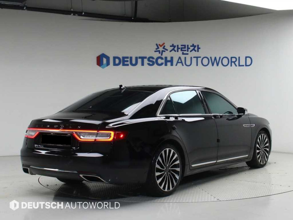 Lincoln Continental — photo 02