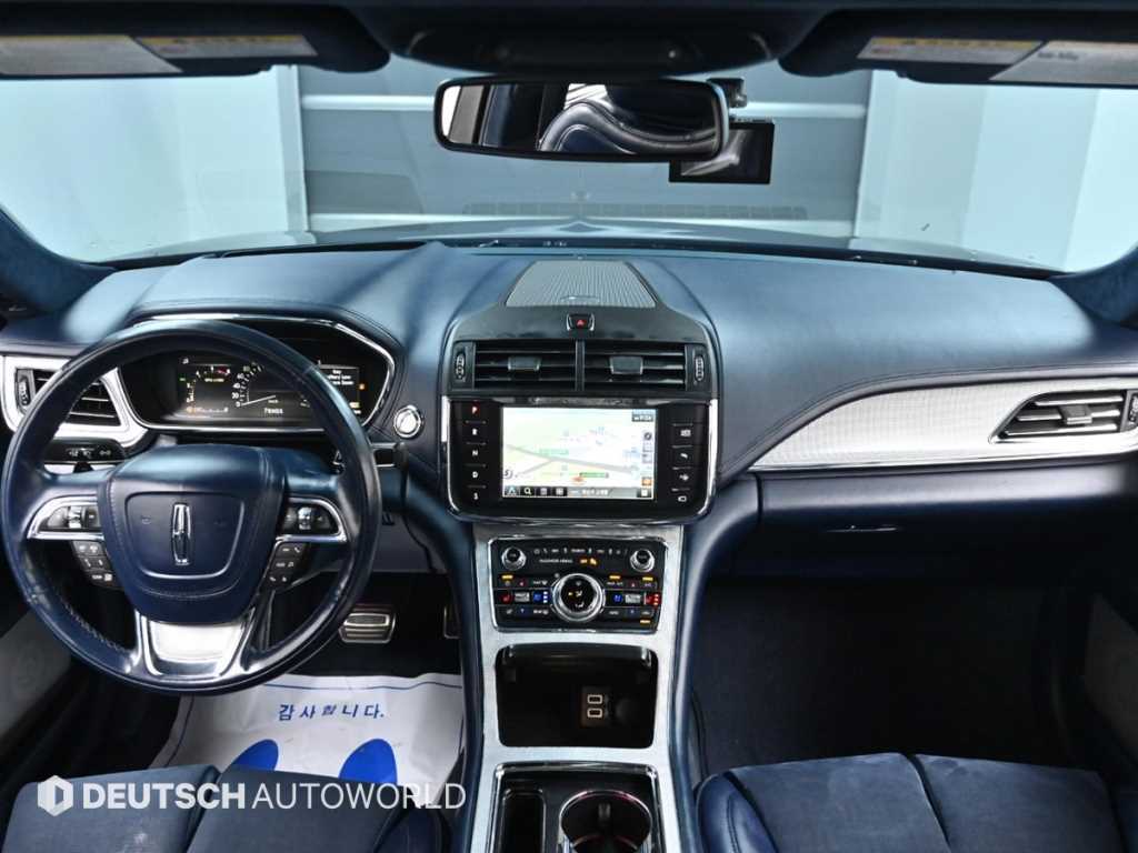 Lincoln Continental — photo 07