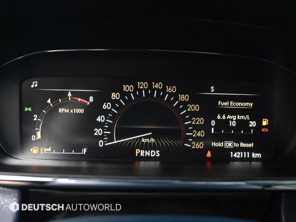 Lincoln Continental — photo 08