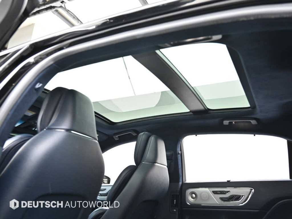 Lincoln Continental — photo 18