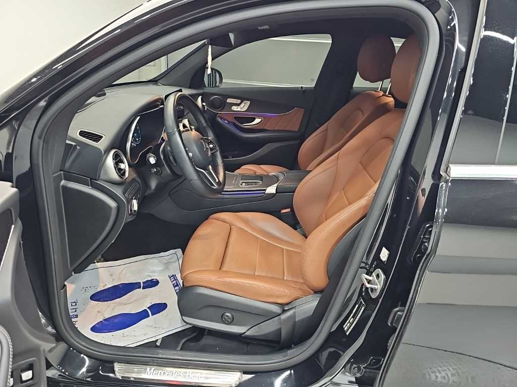 Mercedes-Benz GLC-Class — photo 11