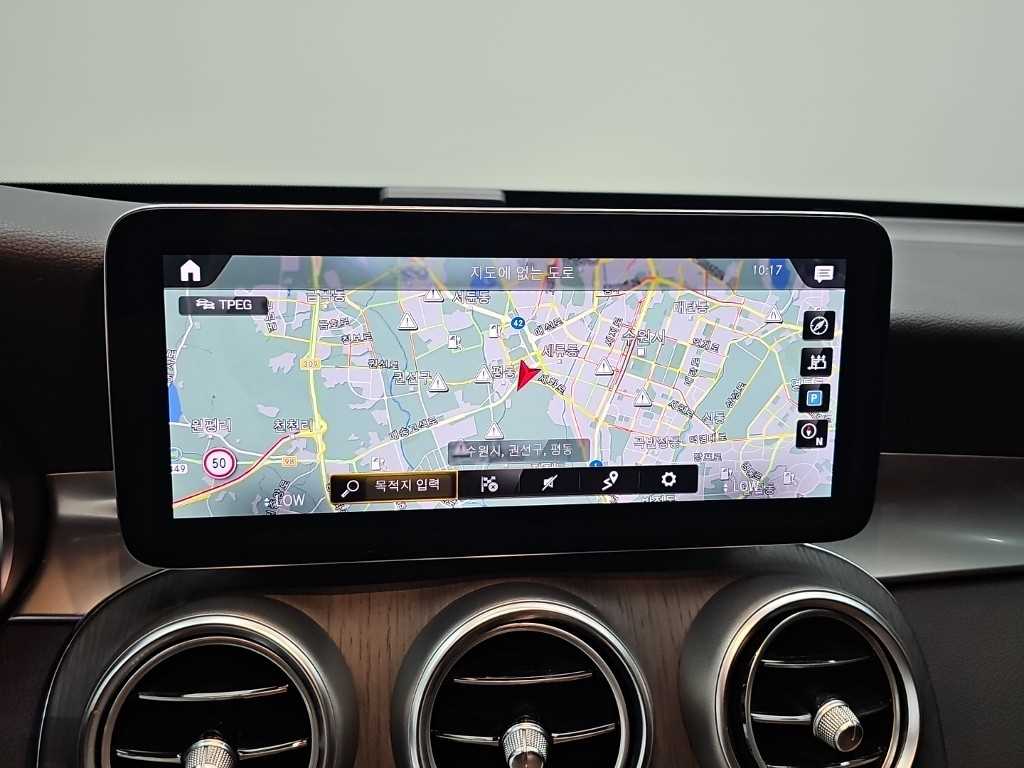 Mercedes-Benz GLC-Class — photo 15