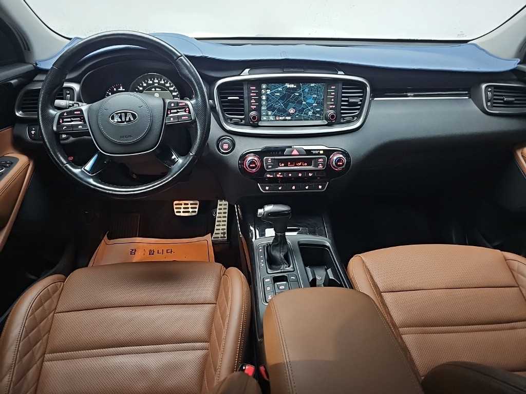 Kia Sorento — photo 07