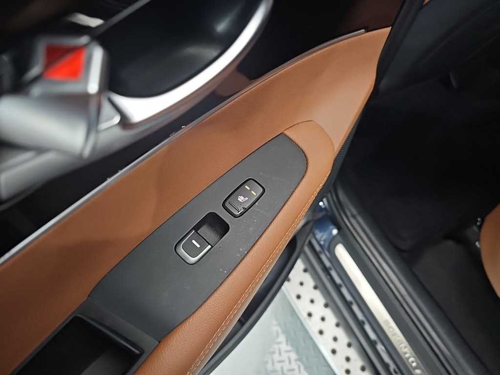 Kia Sorento — photo 13