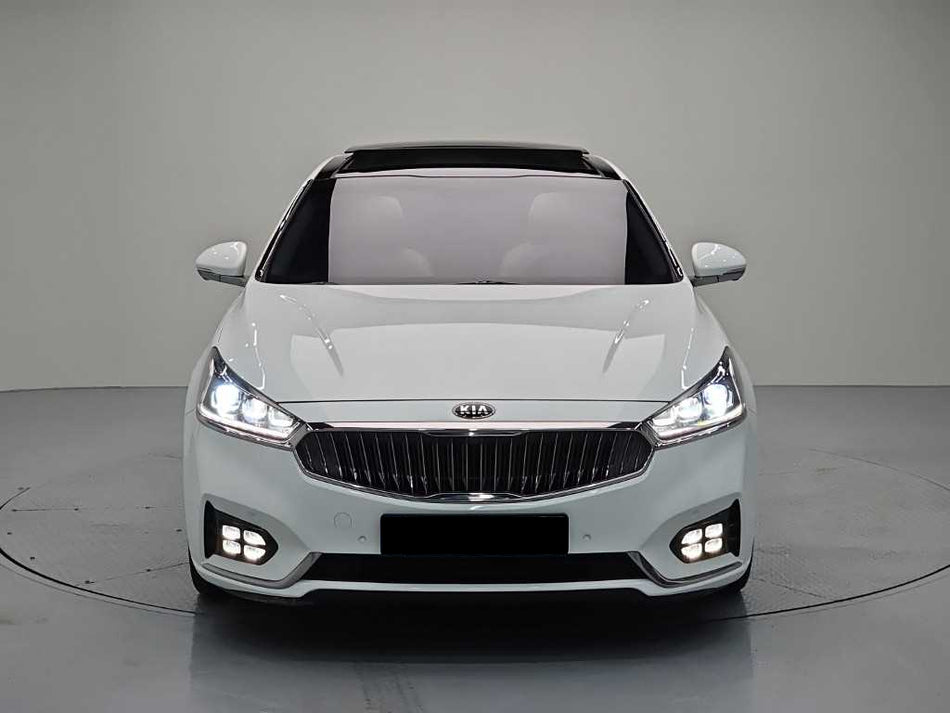Kia K7 — photo 02