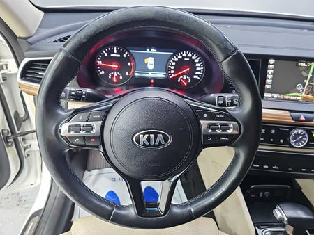 Kia K7 — photo 09