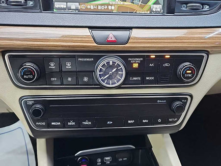 Kia K7 — photo 10