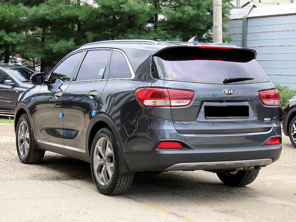 Kia Sorento — photo 03
