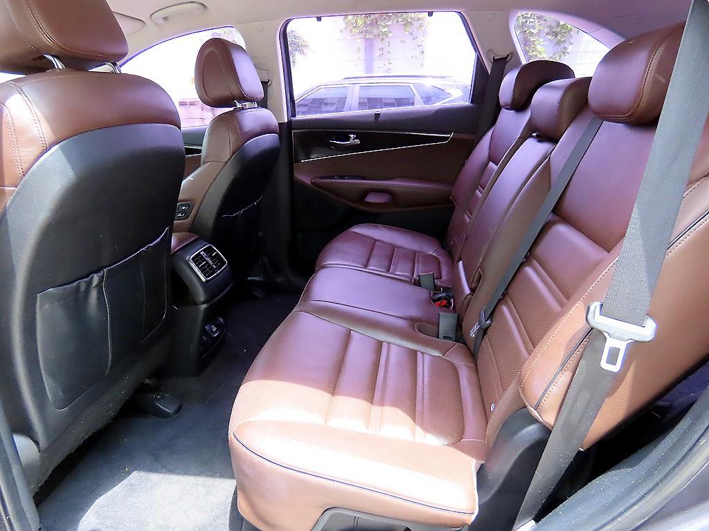 Kia Sorento — photo 06