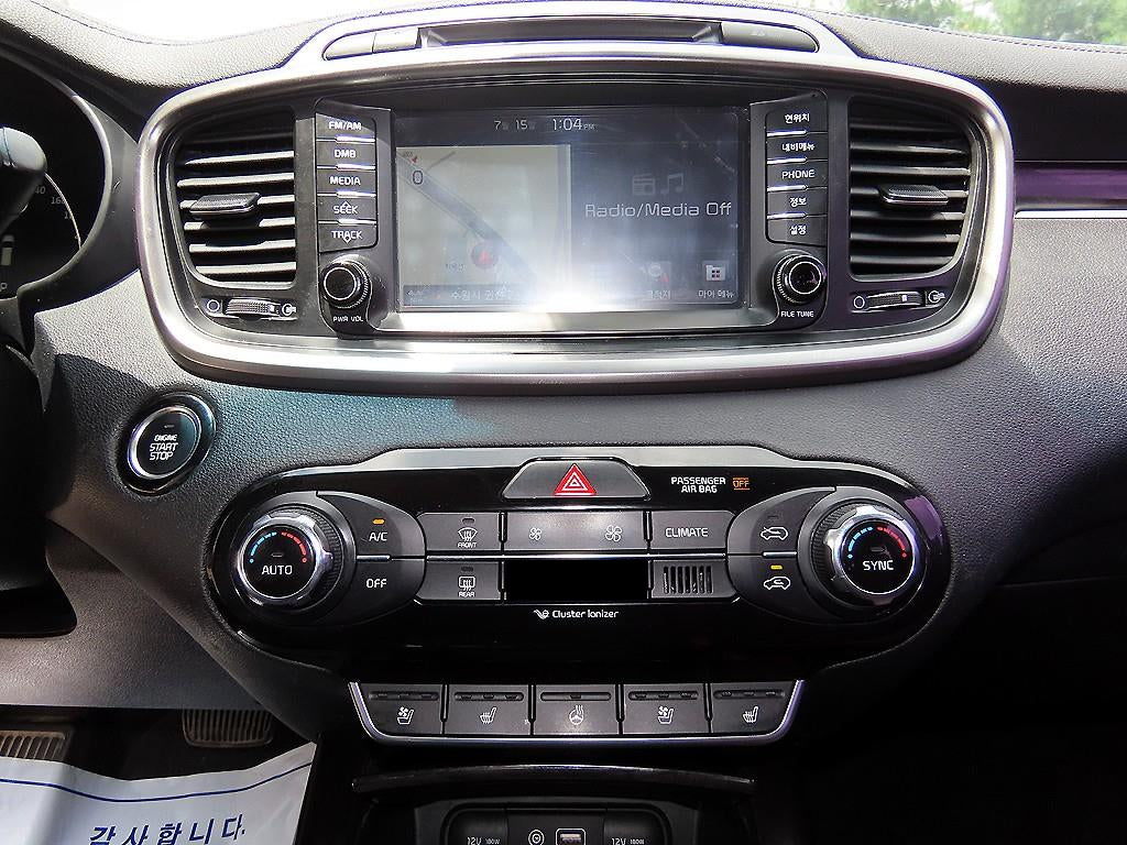 Kia Sorento — photo 13