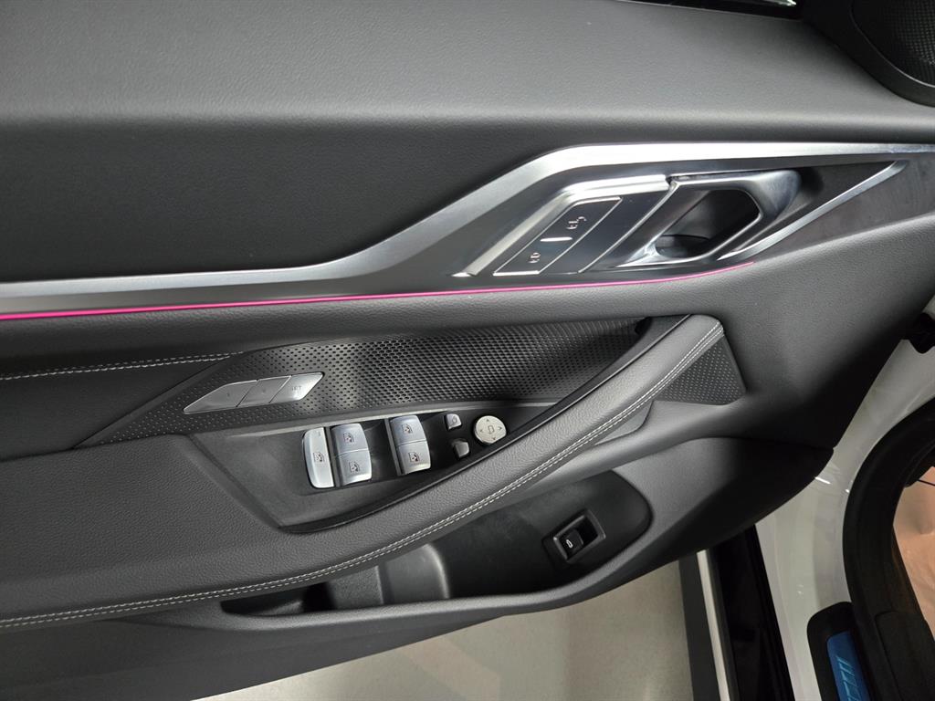 BMW 4-Series — photo 06