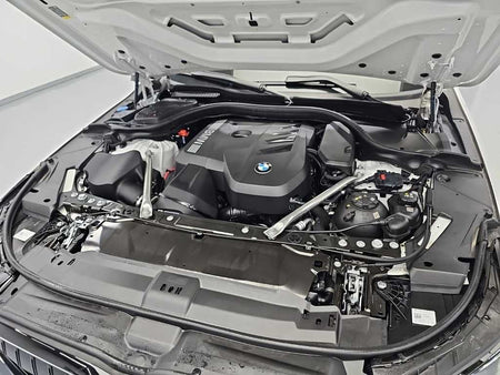 BMW 5-Series — photo 05