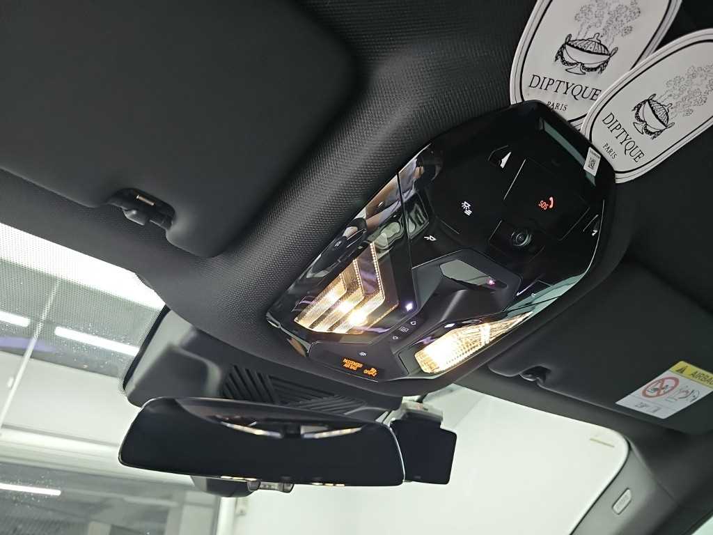 BMW 5-Series — photo 15