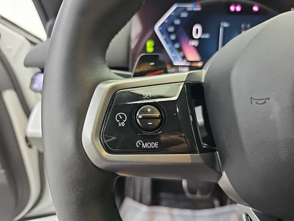 BMW 5-Series — photo 16