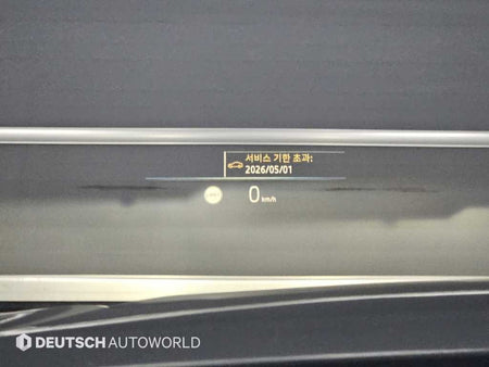 BMW i4 — photo 17