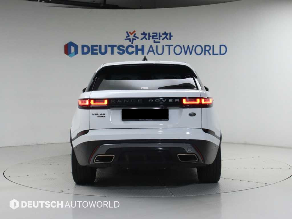 Land Rover Range Rover Velar — photo 03