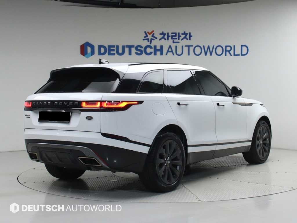 Land Rover Range Rover Velar — photo 04