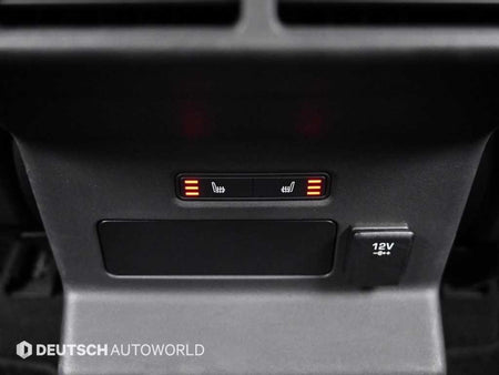 Land Rover Range Rover Velar — photo 16