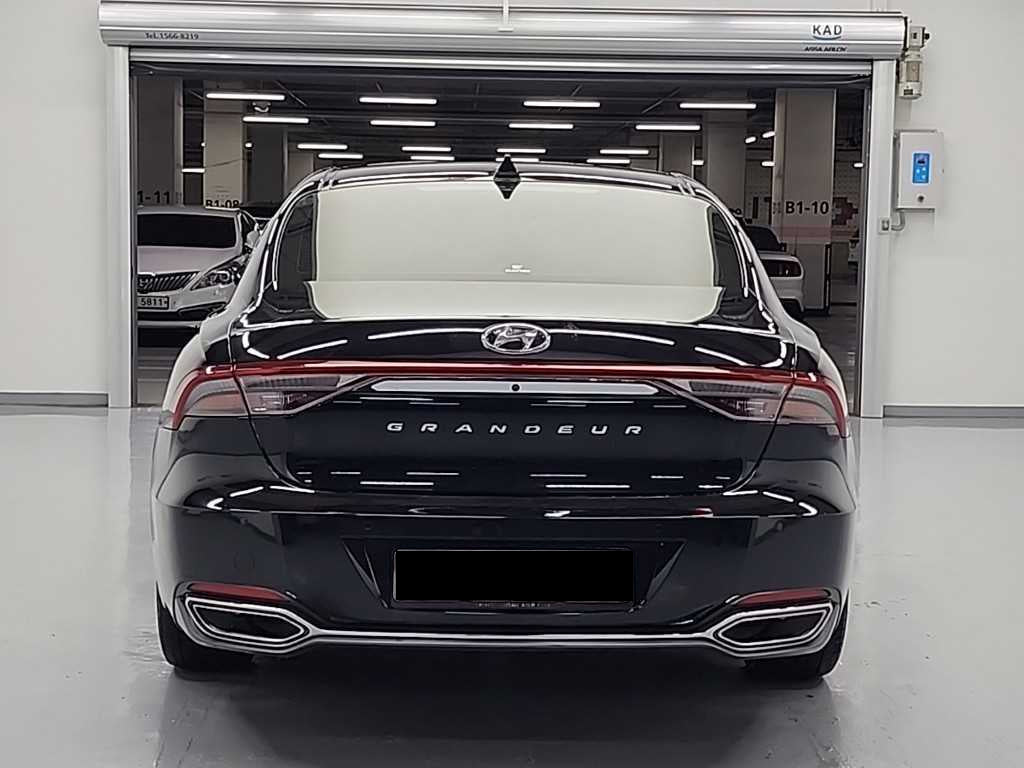 Hyundai Grandeur — photo 03