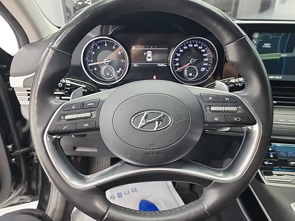 Hyundai Grandeur — photo 09