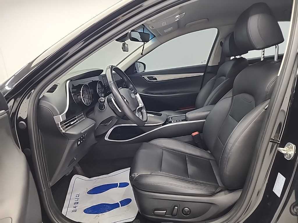 Hyundai Grandeur — photo 11