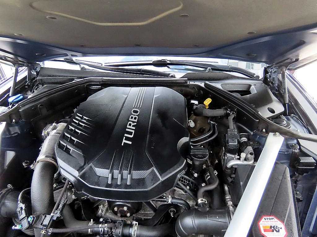 Genesis G70 — photo 18