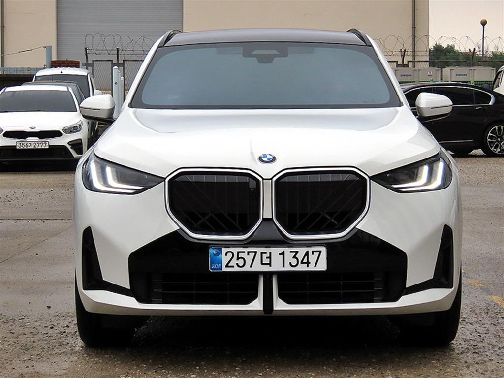 BMW X3 — photo 01