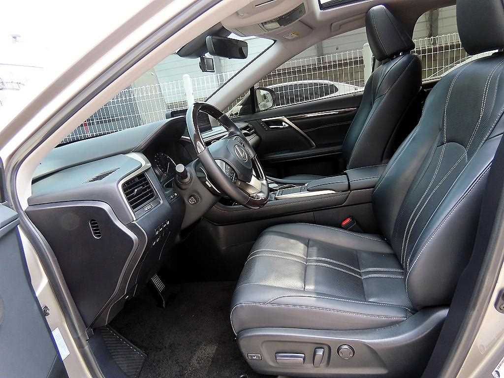 Lexus RX — photo 05