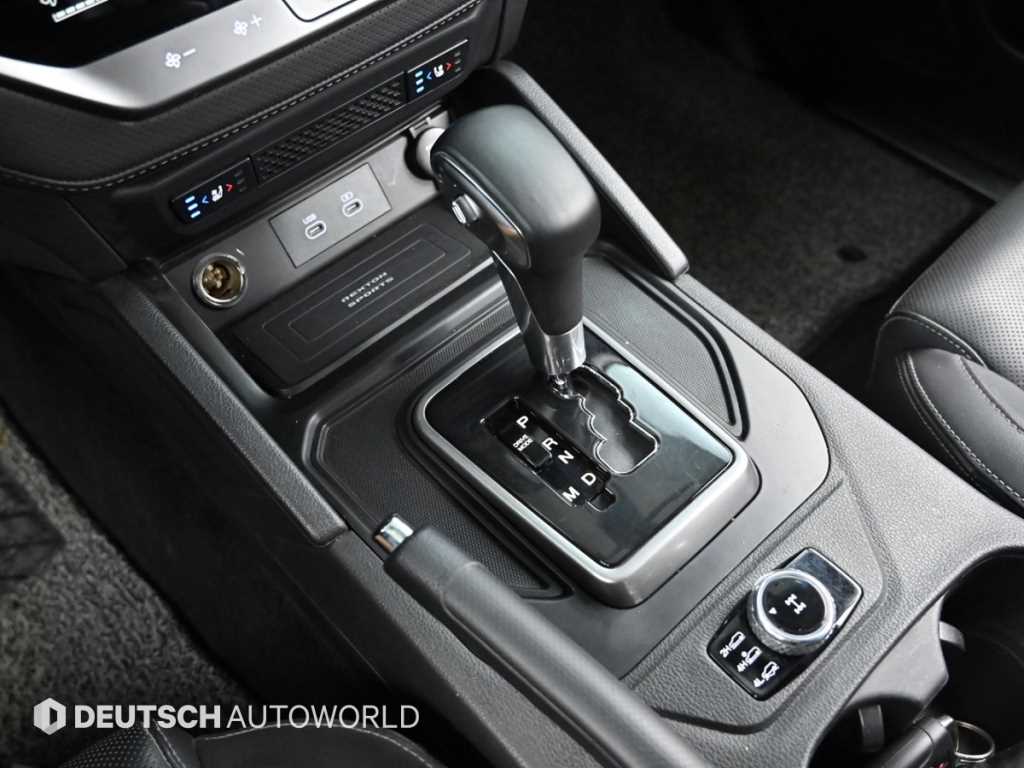 KGM Rexton — photo 09