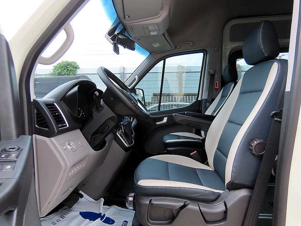 Hyundai Solati — photo 05