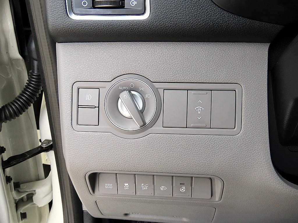 Hyundai Solati — photo 14