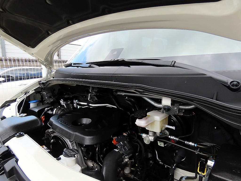 Hyundai Solati — photo 19