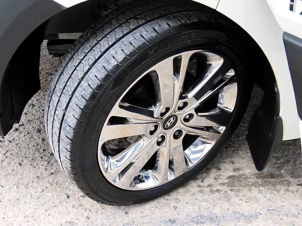 Hyundai Solati — photo 20