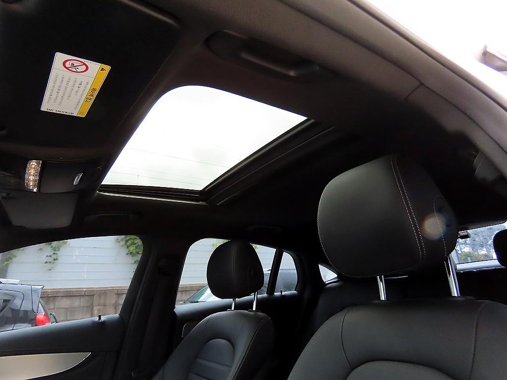 Mercedes-Benz GLC-Class — photo 15