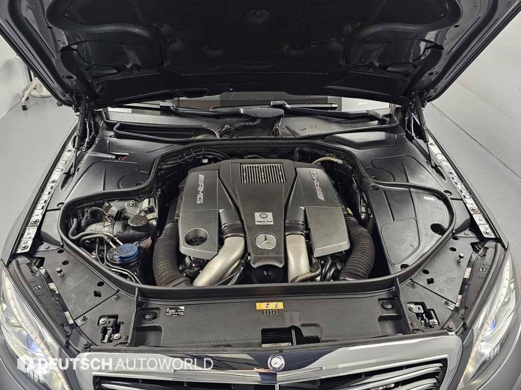 Mercedes-Benz S-Class — photo 06