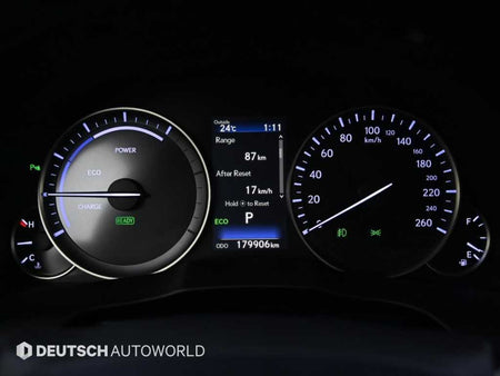 Lexus ES — photo 08