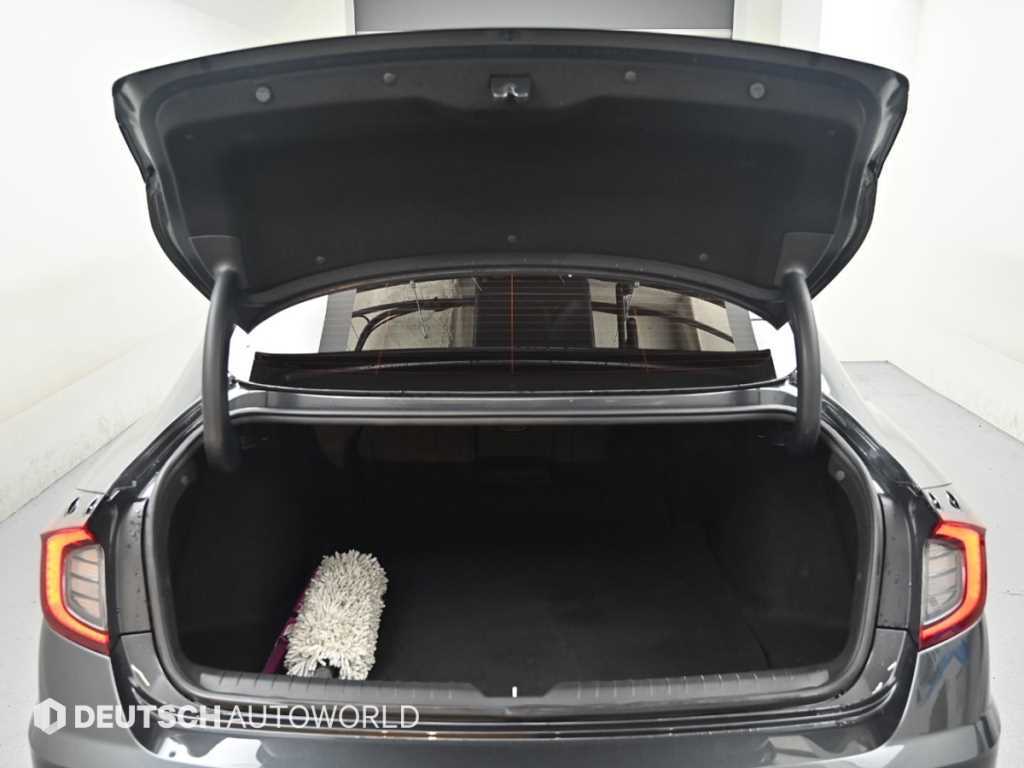 Hyundai Sonata — photo 19