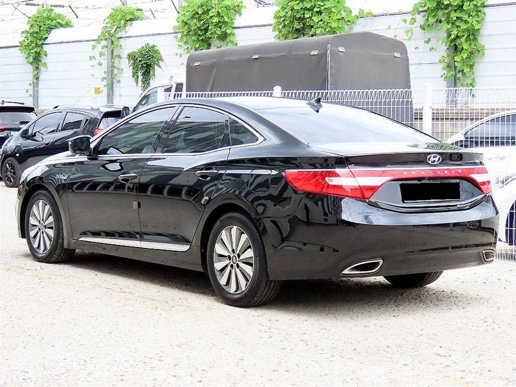 Hyundai Grandeur — photo 03