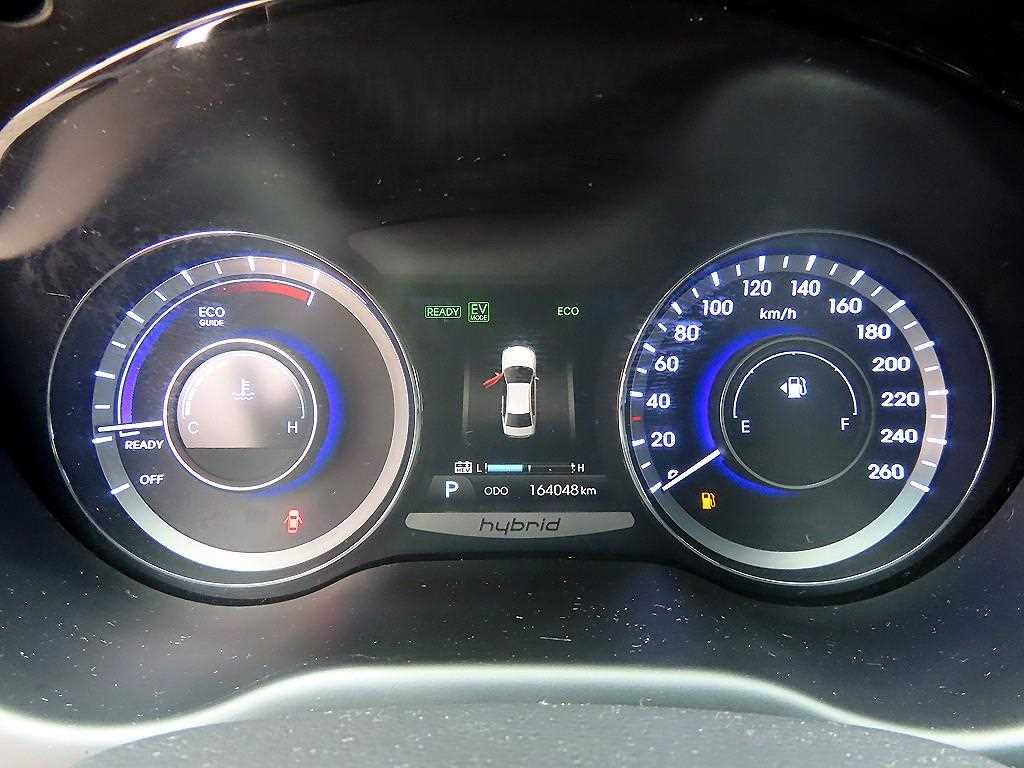 Hyundai Grandeur — photo 09
