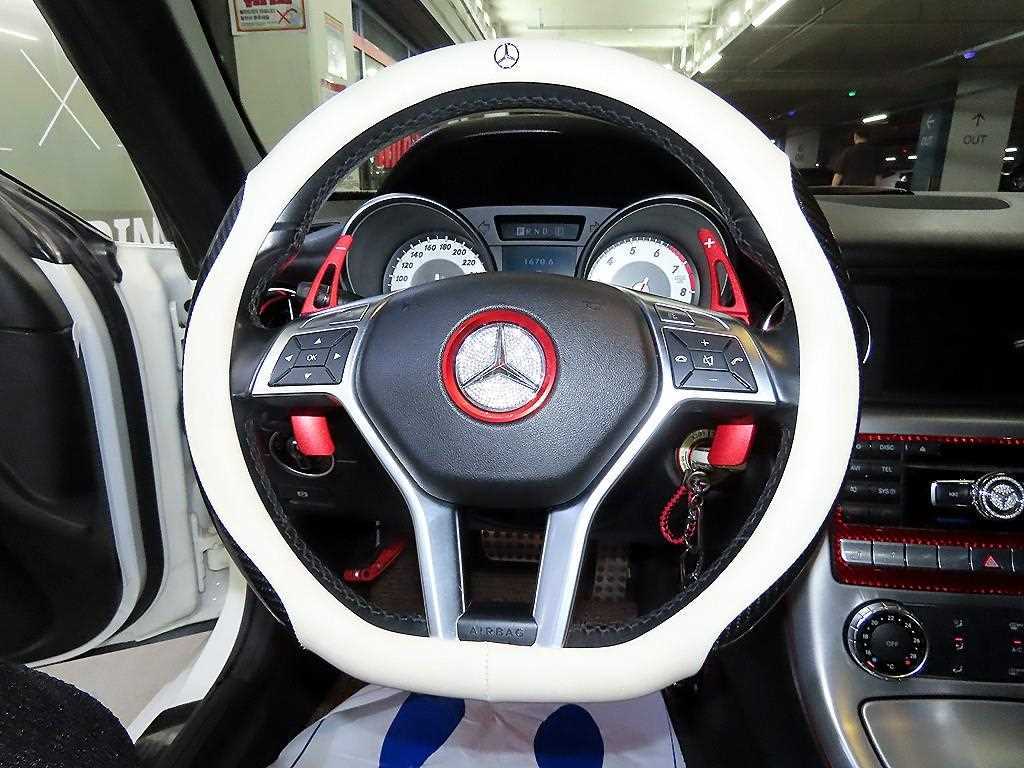 Mercedes-Benz SLK-Class — photo 10