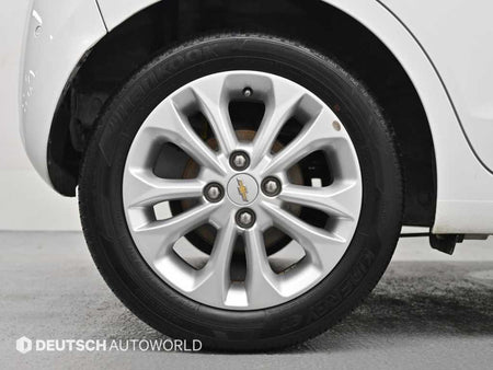 CHEVROLET Spark — photo 05