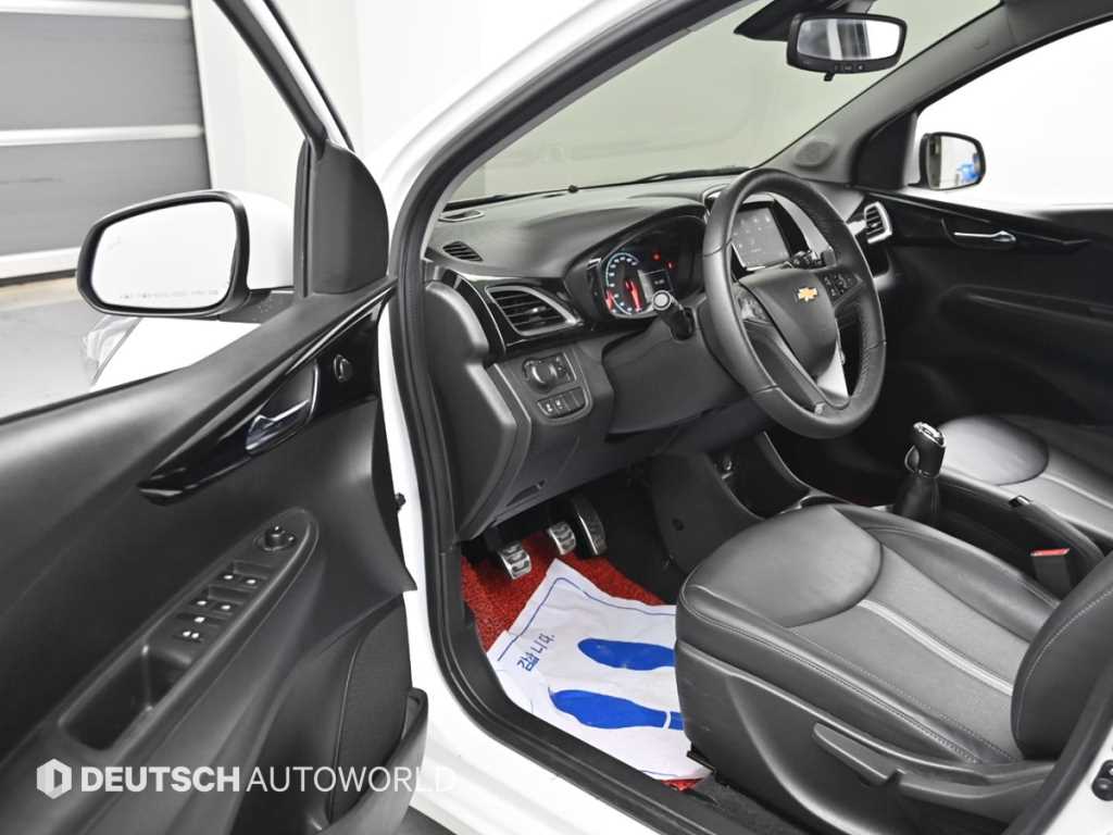 CHEVROLET Spark — photo 11