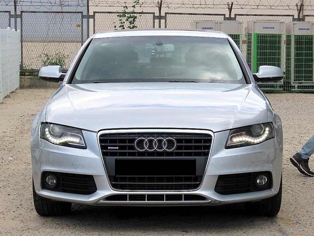 Audi A4 — photo 01