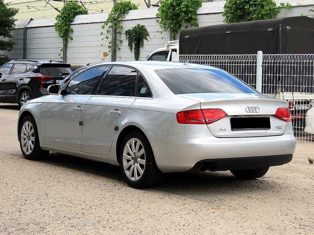 Audi A4 — photo 03