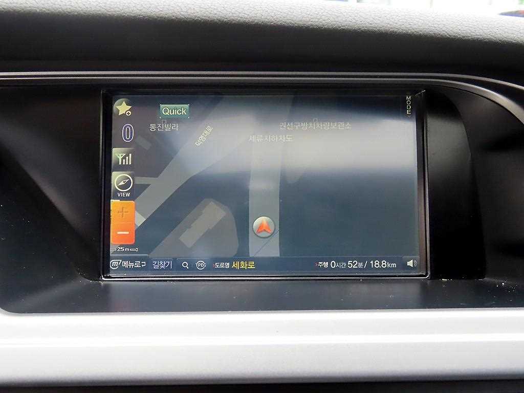 Audi A4 — photo 14