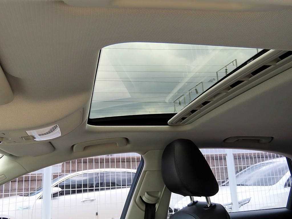Audi A4 — photo 16