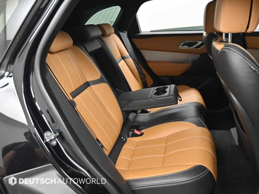Land Rover Range Rover Velar — photo 12