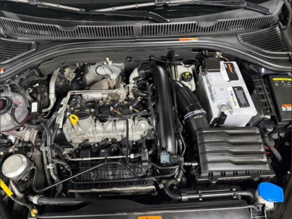 Volkswagen Jetta — photo 04